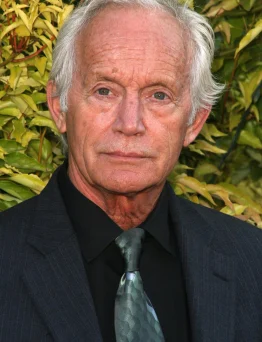 Lance Henriksen