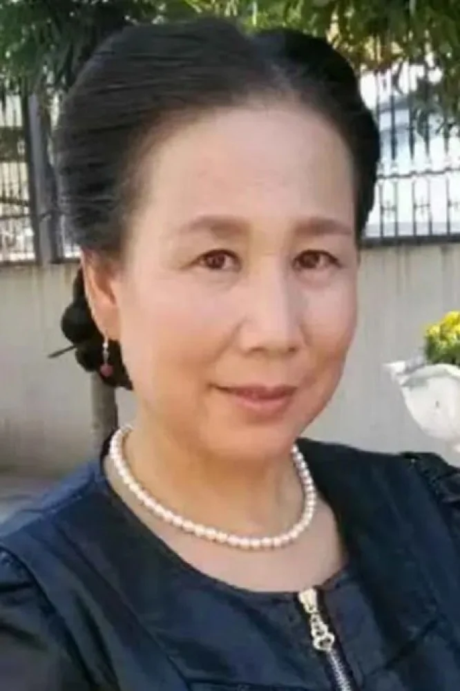 施小菊