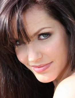 Bobbi Starr