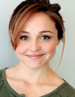 Ellie Araiza