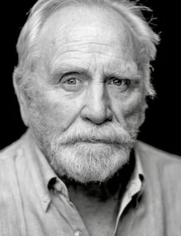 James Cosmo