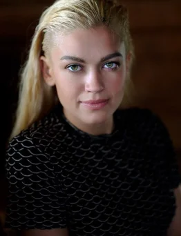 Julia Maxwell