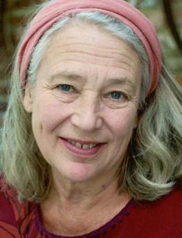 Carolyn Guillet