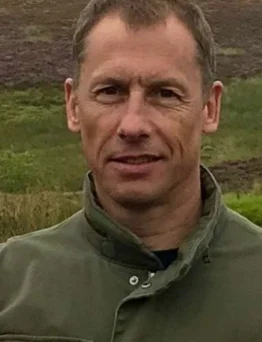 Andy Bennett
