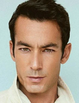 Aarón Díaz