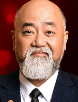 Paul Sun-Hyung Lee