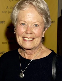 Annette Crosbie
