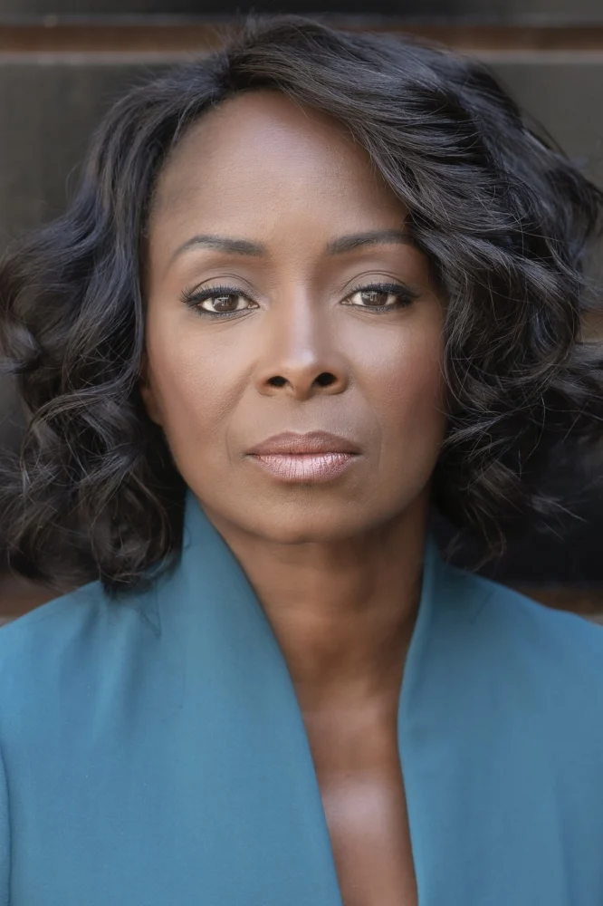 Crystal R. Fox