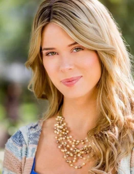 Leah Renee
