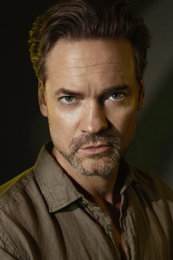 Shane West