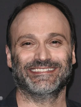 Steven Molaro