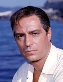 Nino Manfredi