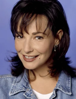 Leila Kenzle