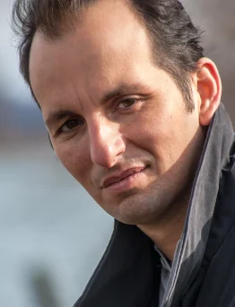 Louis Vanaria