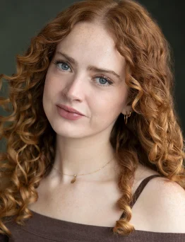 Zoé De Grand Maison