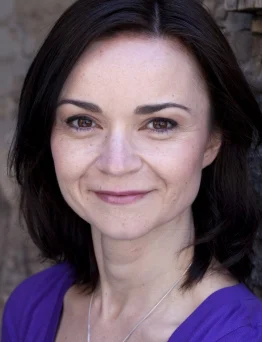 Julia Arkos
