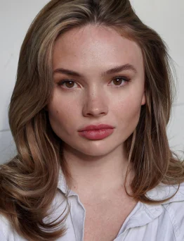 Natalie Alyn Lind