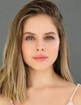 Angelina Pakhomova