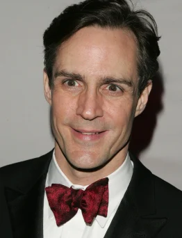 Howard McGillin