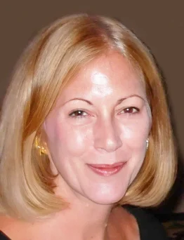 Delia Fine