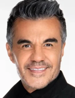 Adrián Uribe