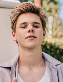 Gavin White