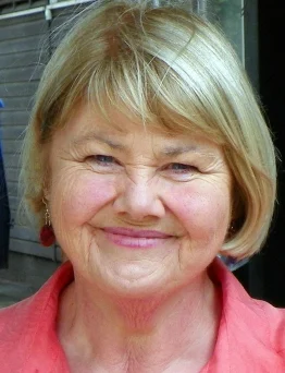 Annette Badland
