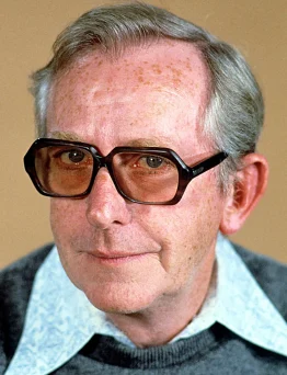Lewis Gilbert
