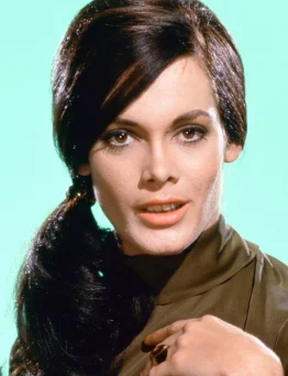 Martine Beswick