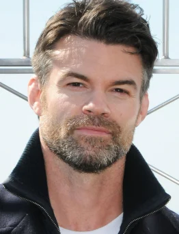Daniel Gillies