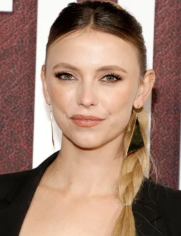 Riley Voelkel