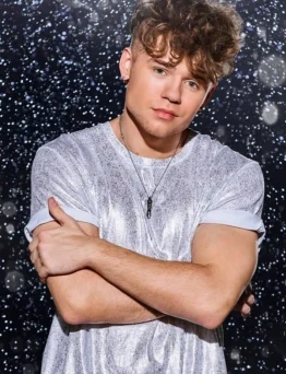 Viktor White