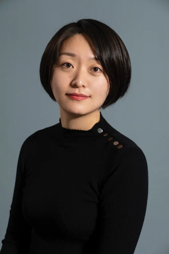 张莉