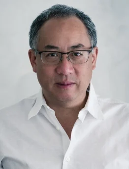Larry Fong