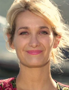 Caroline Anglade