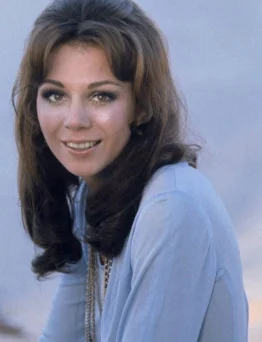 Kathryn Leigh Scott