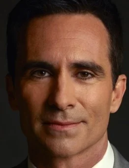 Nestor Carbonell