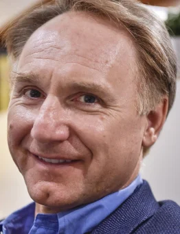 Dan Brown