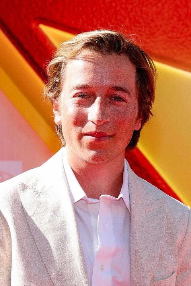 Skyler Gisondo
