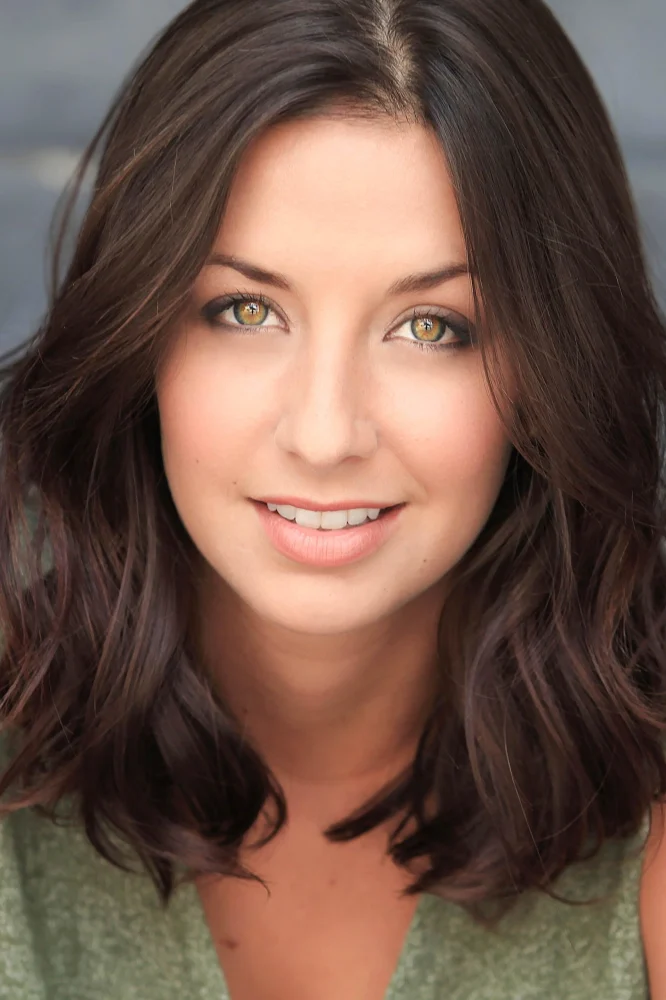 Adriana Leonard