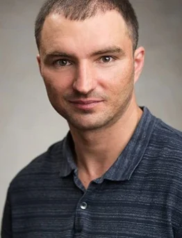 Alex Bogomolov