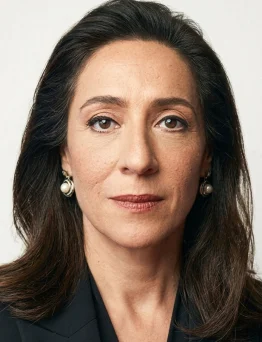 Binnur Kaya