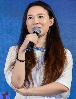 李尔云