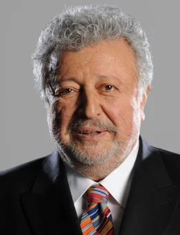 Metin Akpınar